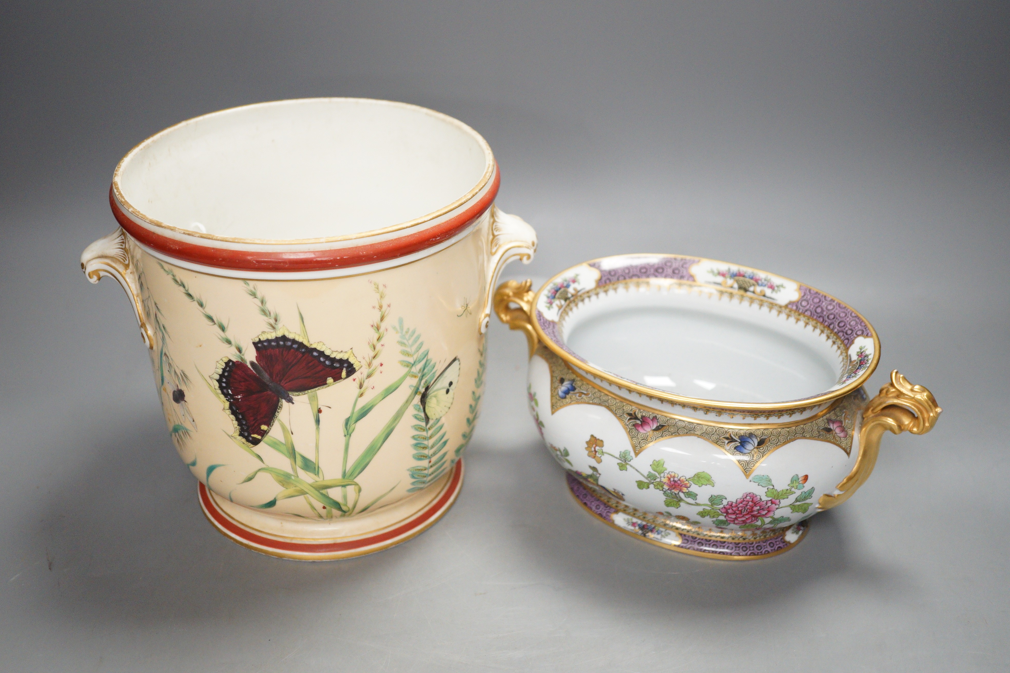 A Paris porcelain Aesthetic style wine cooler, late 19th century and a Copeland Spode small tureen, tallest 18cm